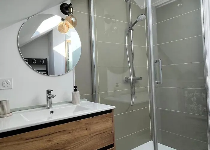 A 300m Du Port Emblematique Honfleur